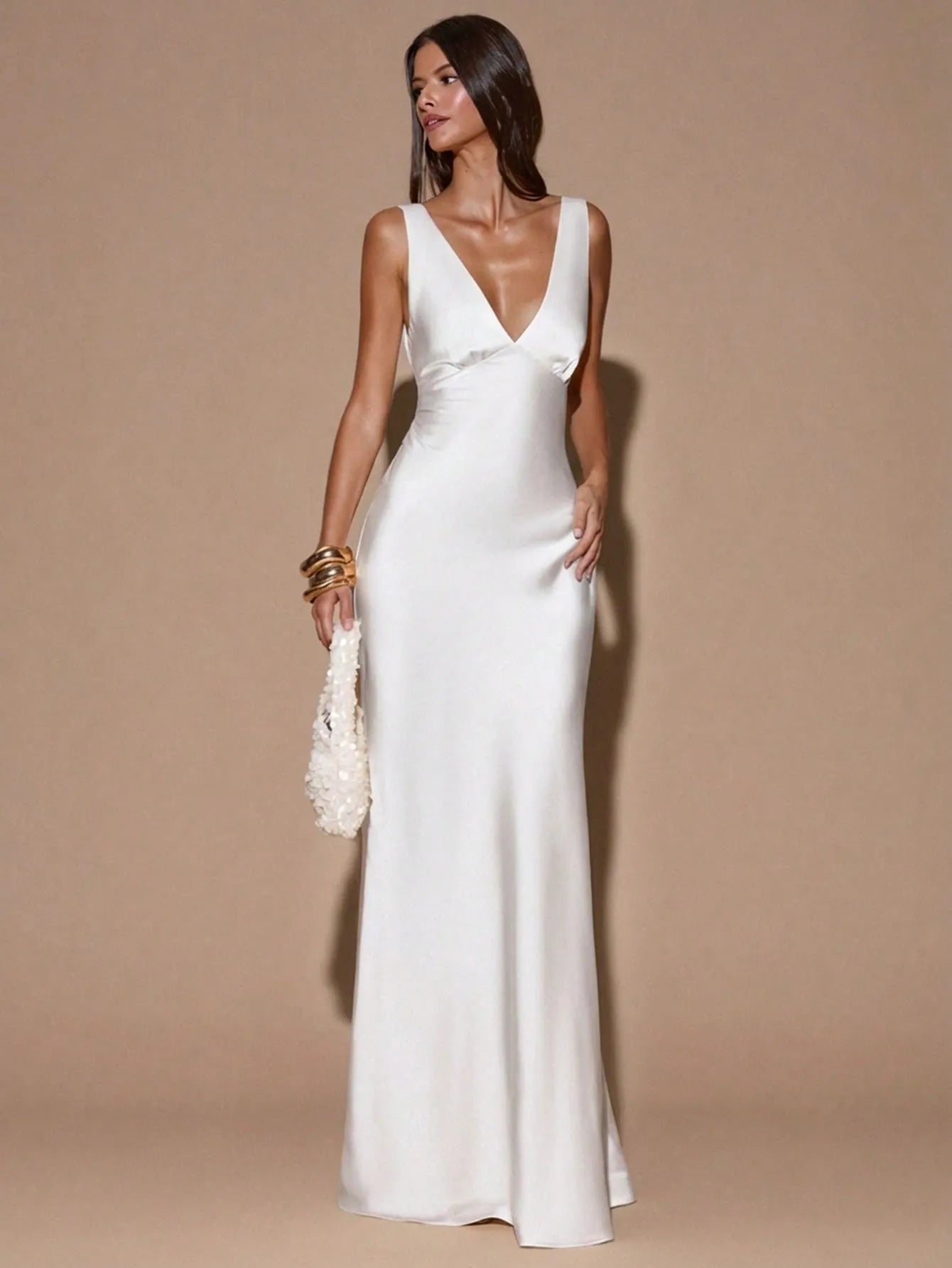 Vestido Maxi Satinado Espalda Abierta Cruzada
