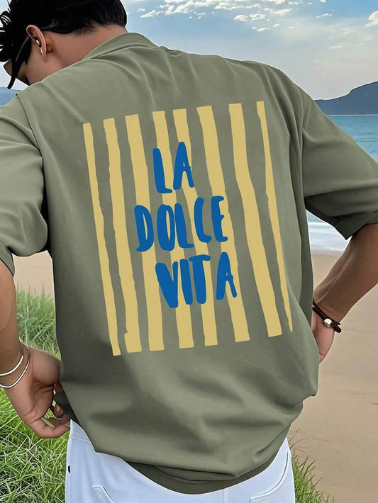 Camiseta Gráfica DOLCE VITA — Olive Back Print