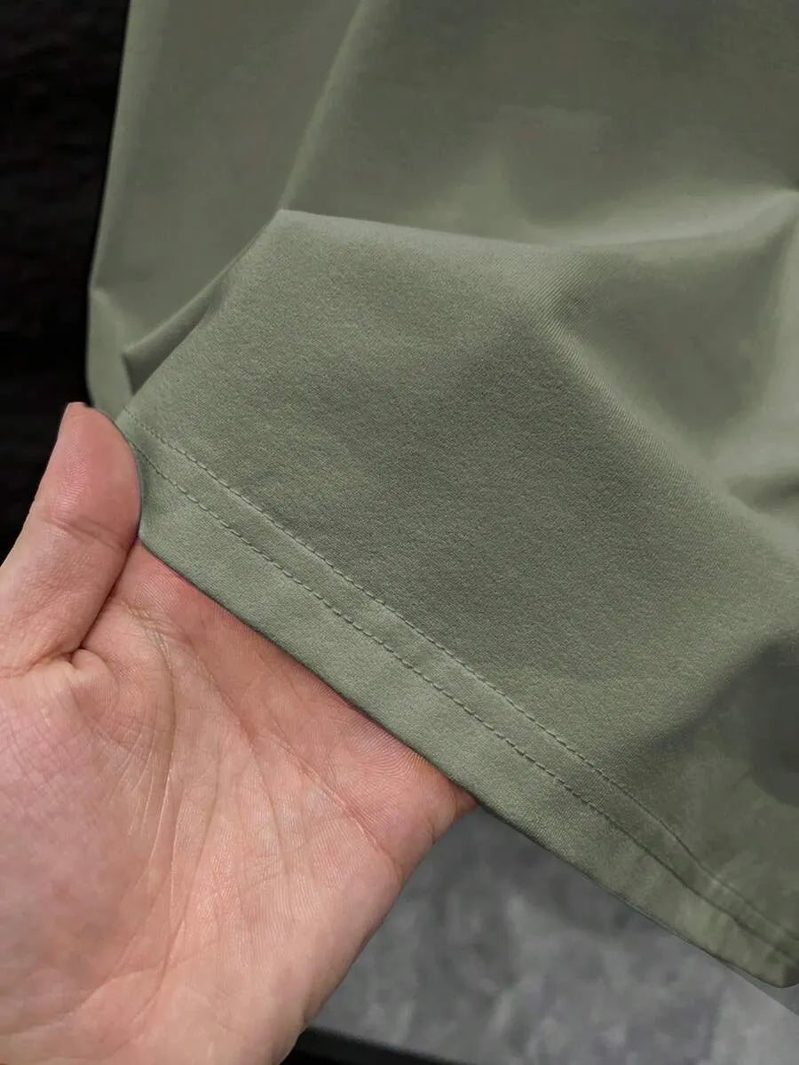 Camiseta Gráfica DOLCE VITA — Olive Back Print