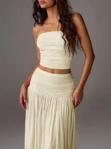 Set Drapeado ECRU — Top Bandeau y Falda Maxi