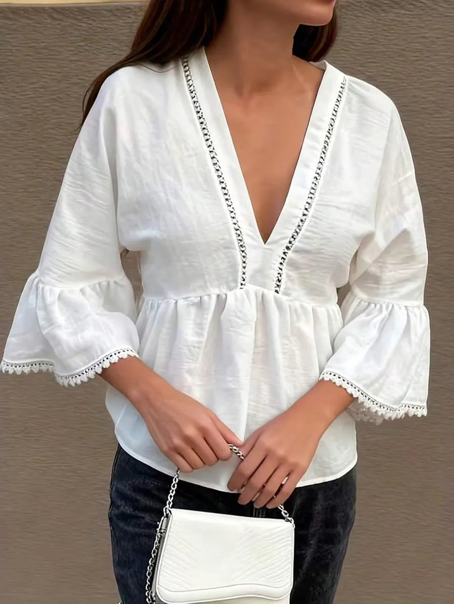 Blusa Peplum LACE — Encaje y Manga Acampanada