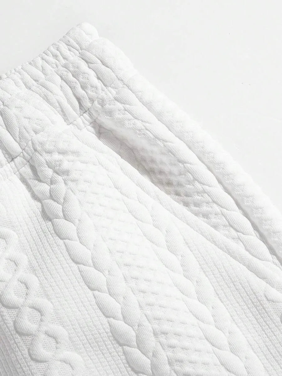 Short blanco con tejido jacquard