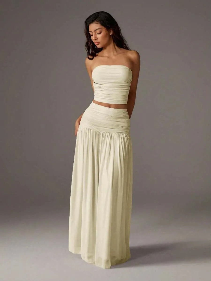 Set Drapeado ECRU — Top Bandeau y Falda Maxi
