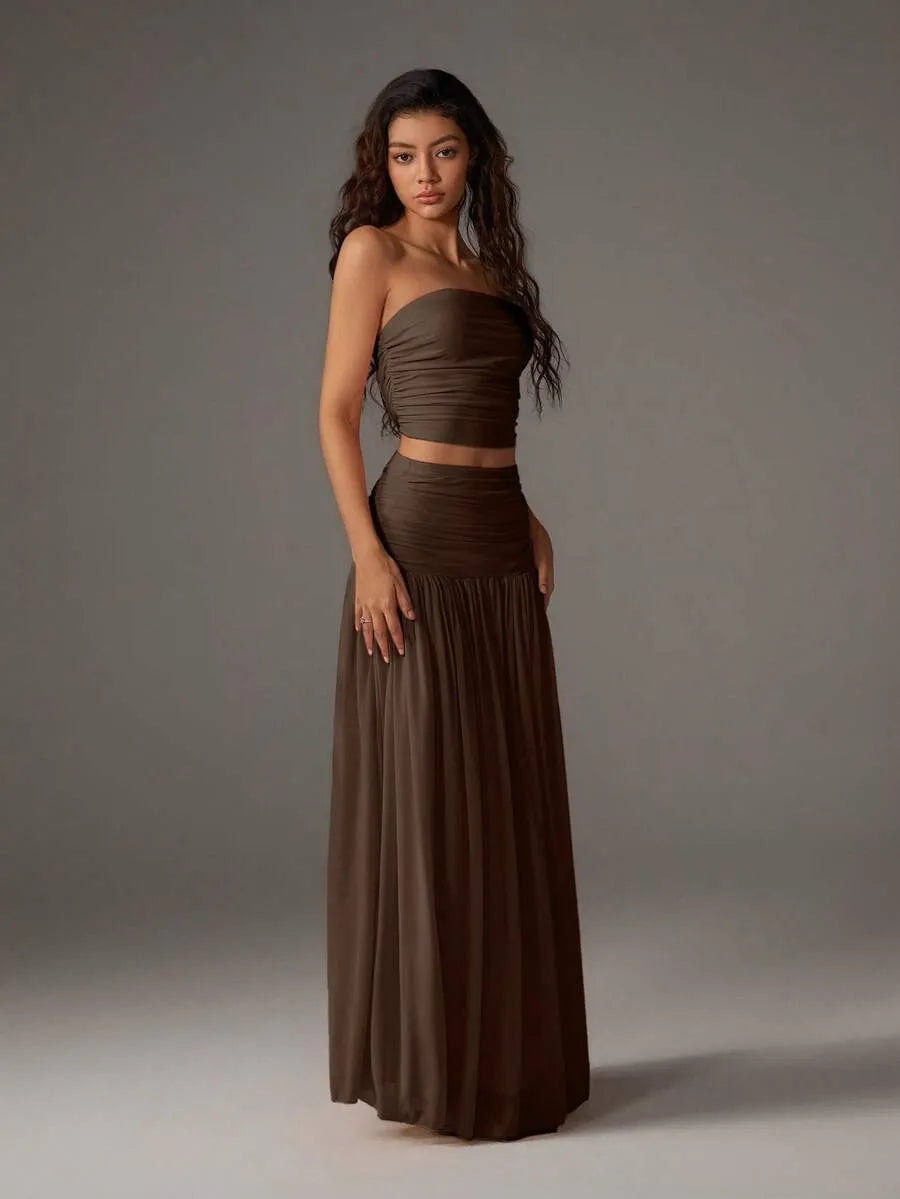 Set Drapeado ECRU — Top Bandeau y Falda Maxi
