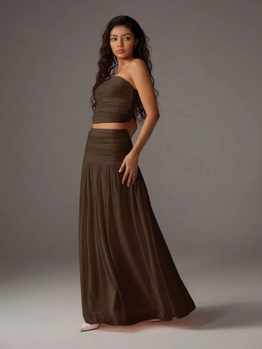 Set Drapeado ECRU — Top Bandeau y Falda Maxi