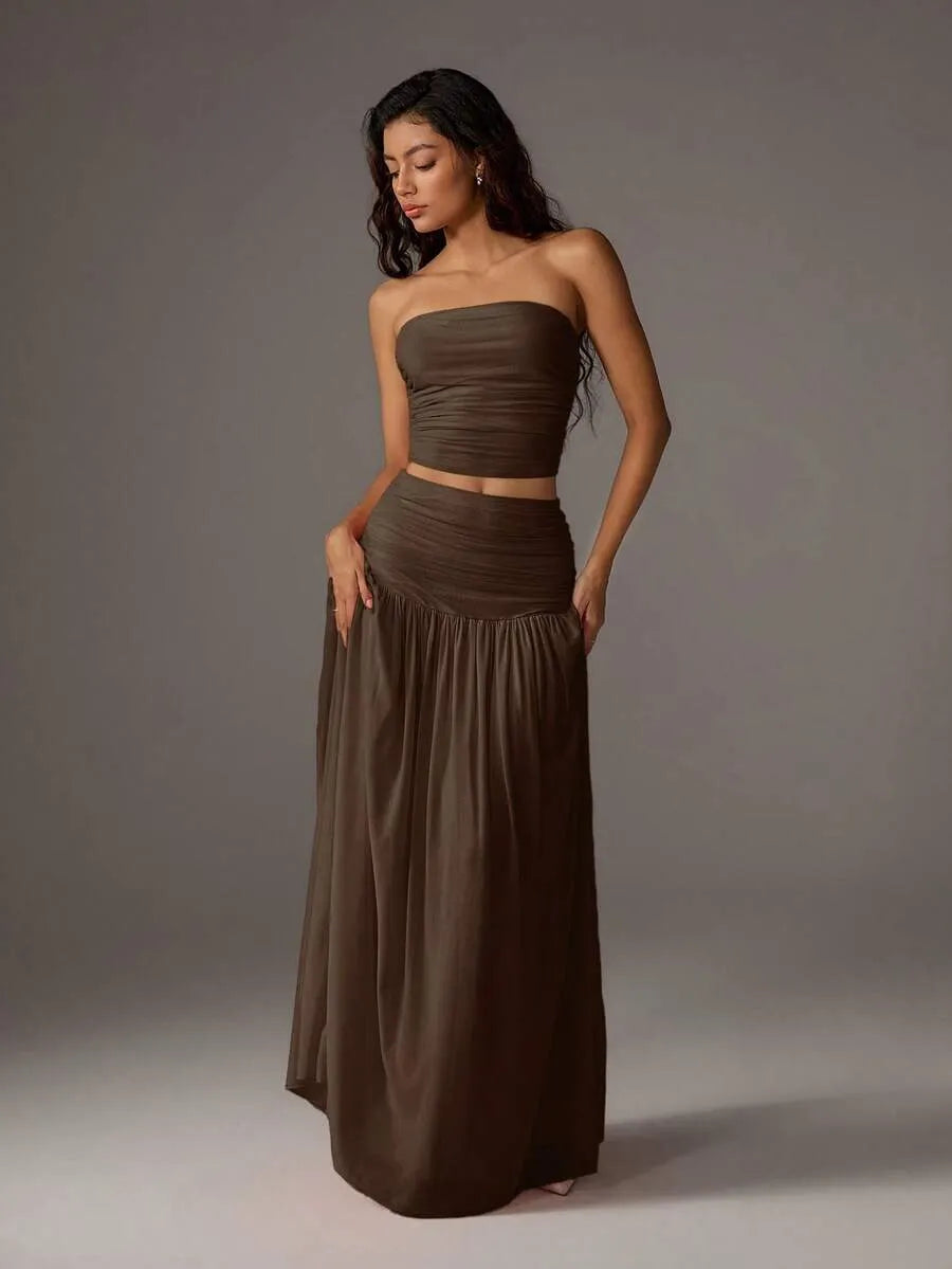 Set Drapeado ECRU — Top Bandeau y Falda Maxi