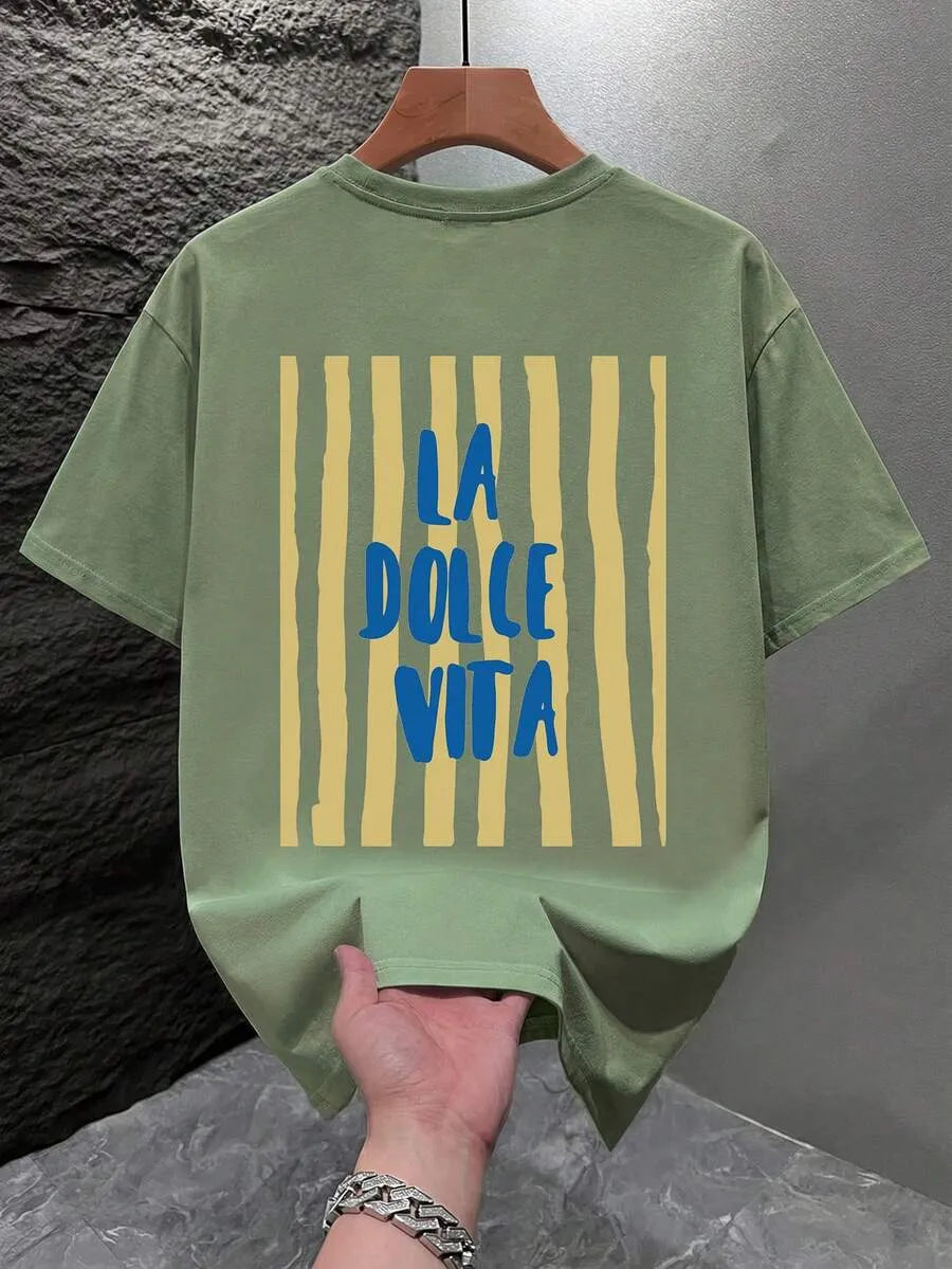 Camiseta Gráfica DOLCE VITA — Olive Back Print